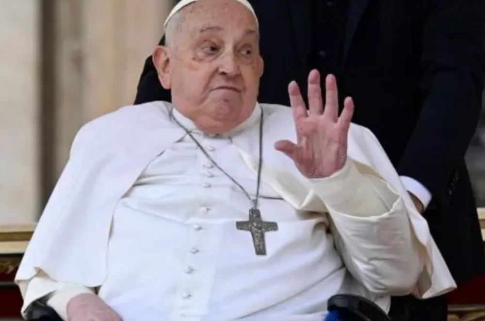 Pneumonia, bronquite e mais: Papa Francisco lutou contra doenças respiratórias