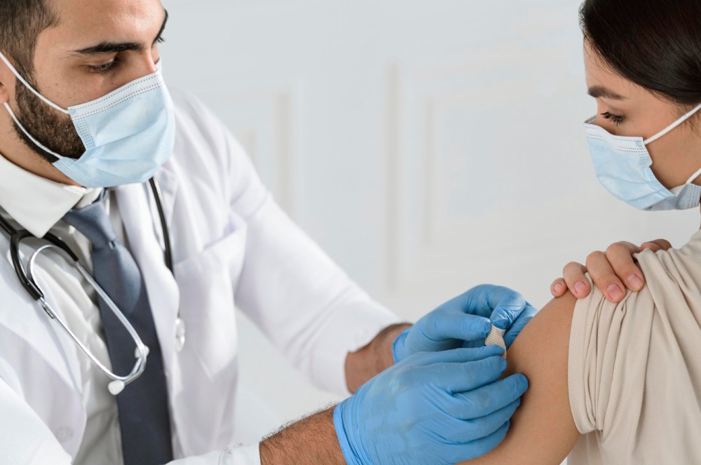 Imunizar é cuidar: por que o inverno exige mais atenção com sua saúde