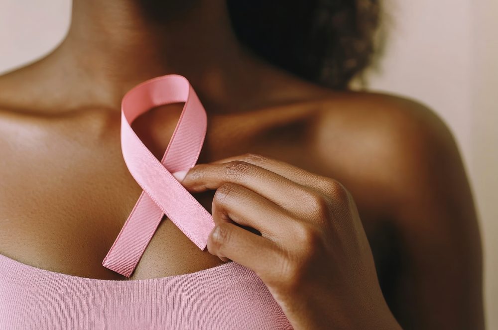 Outubro rosa: mitos e verdades sobre o câncer de mama